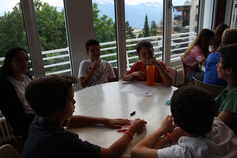 Village Camps International Summer Camp Leysin, Switzerland 2025-08-09 https://www.villagecamps.com/journals_admin/images/684-34-stock market (5).jpg